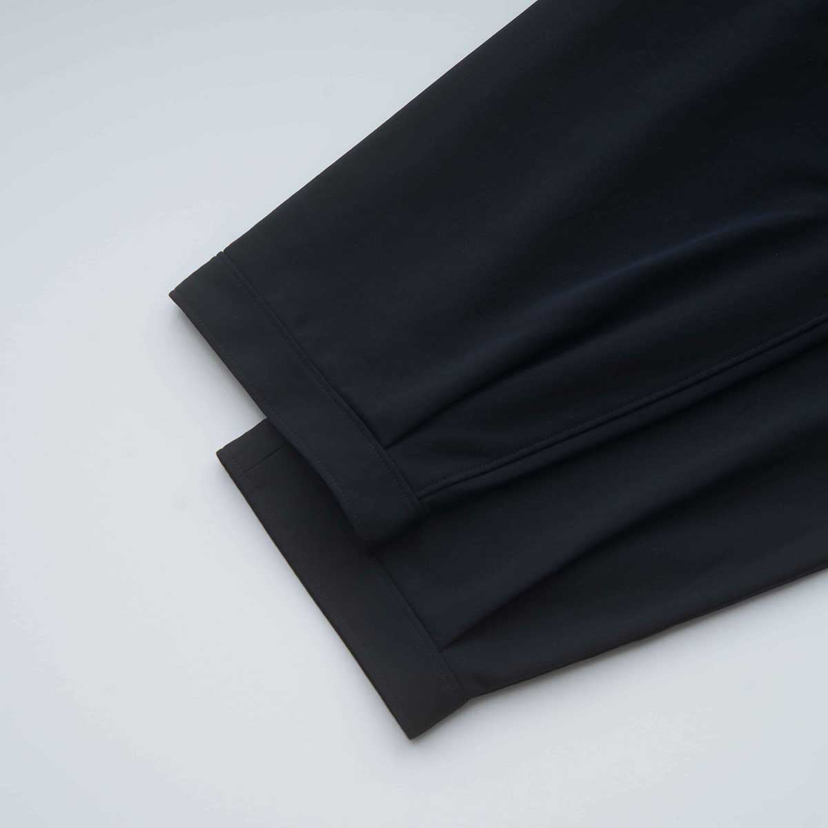 French Terry Hen Tuck Pants