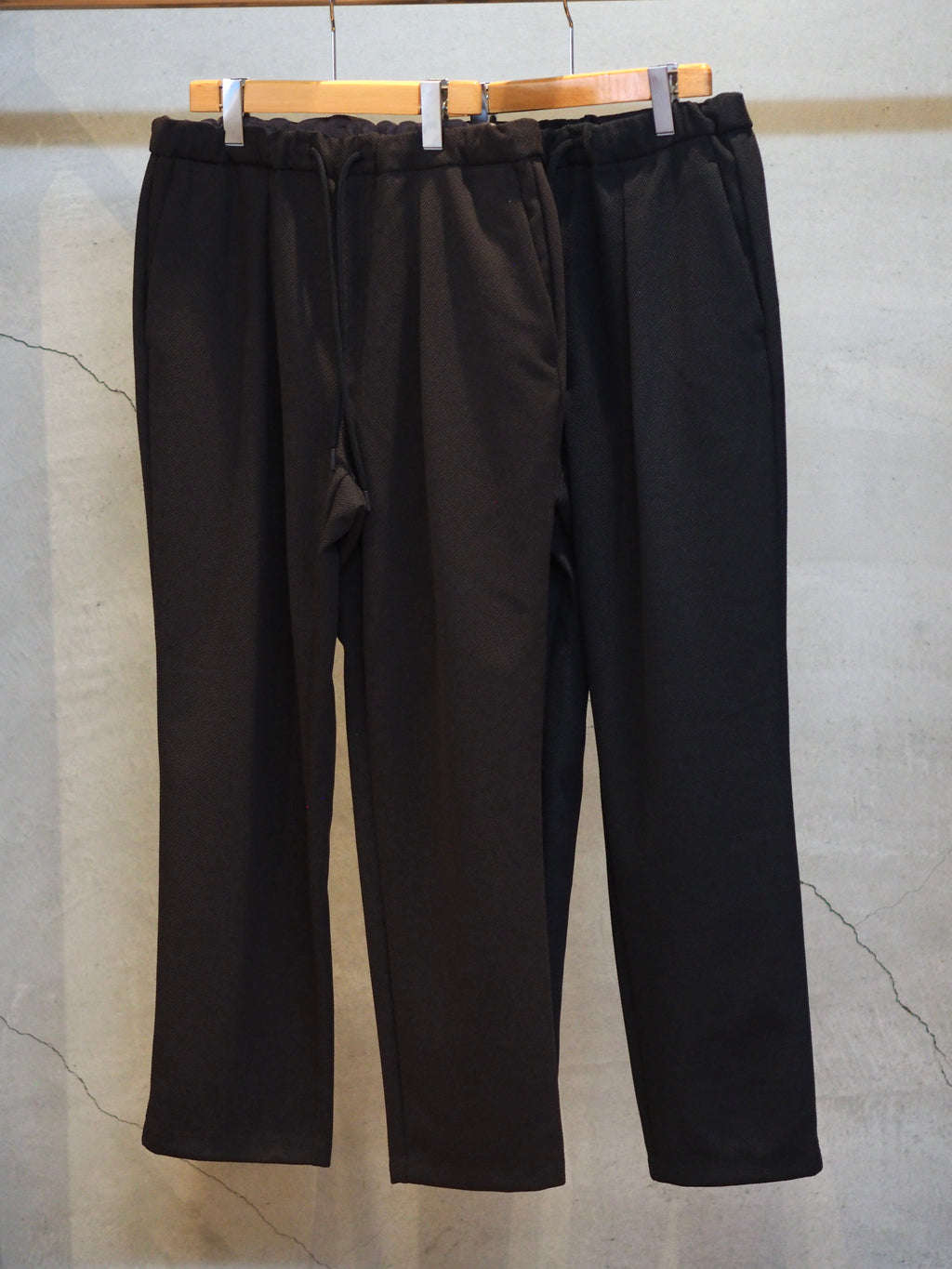Air Pique EZ Tapered Pants