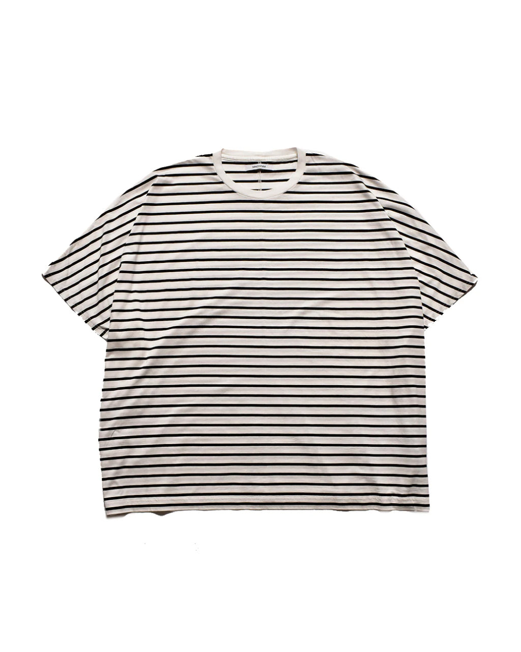 Square Big Border T-SH