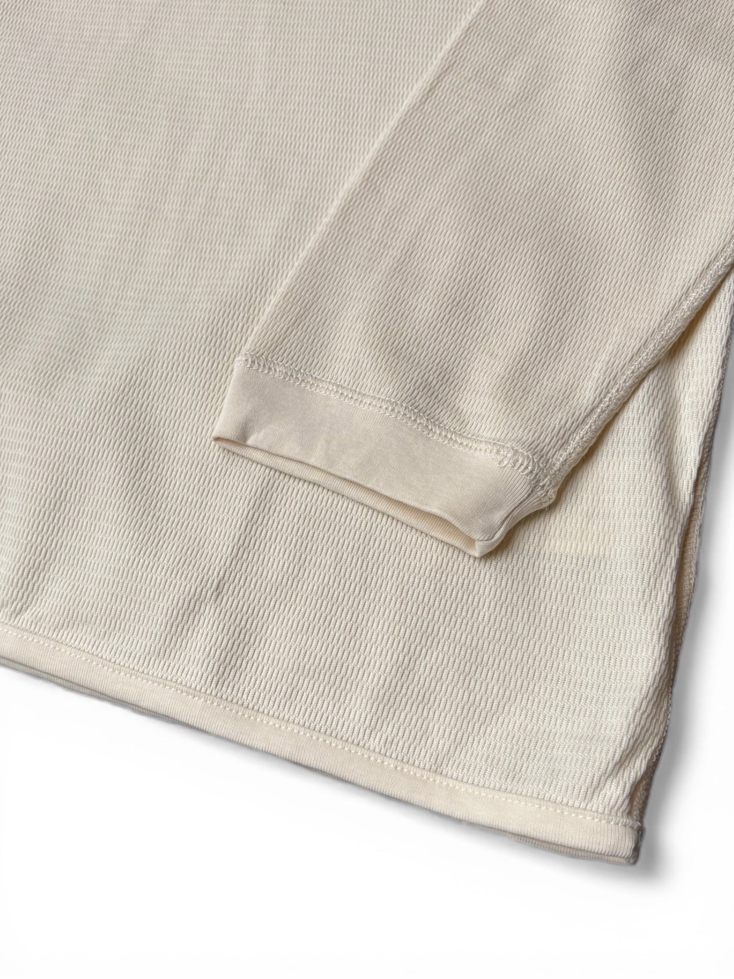 Compact Honey-Comb Pull-Over